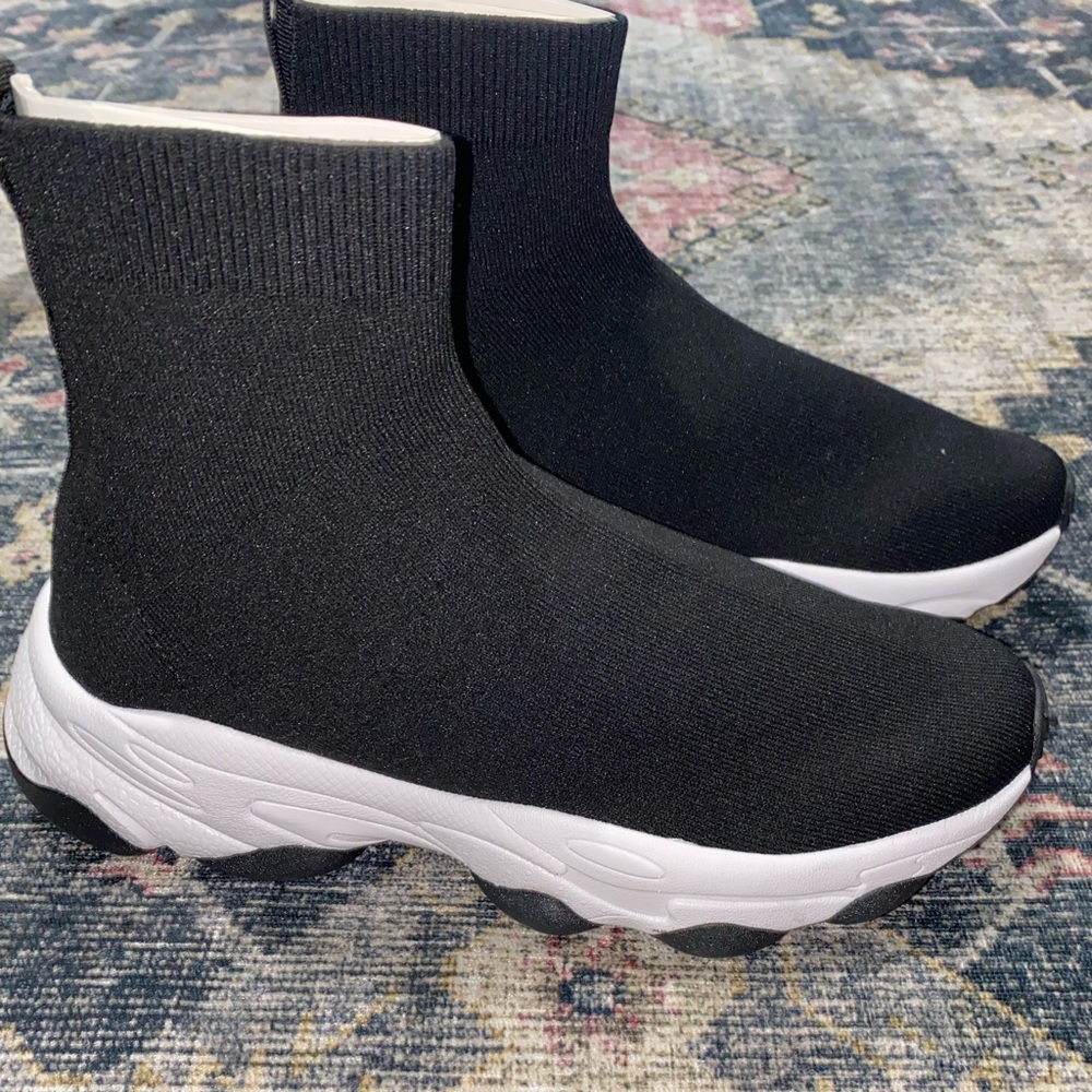 ASOS DESIGN Della sock trainers size 9